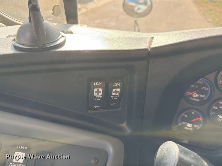 image for item ED0215 2008 IC Bus PB405 RV
