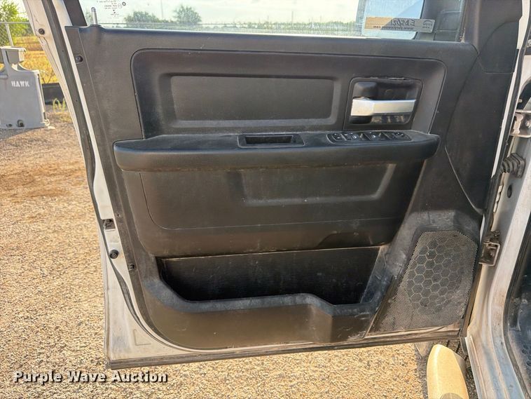 image for item ED5021 2019 RAM 2500 Crew Cab pickup truck