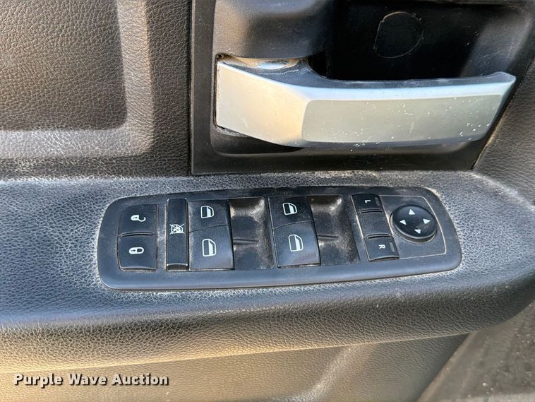 image for item ED5021 2019 RAM 2500 Crew Cab pickup truck
