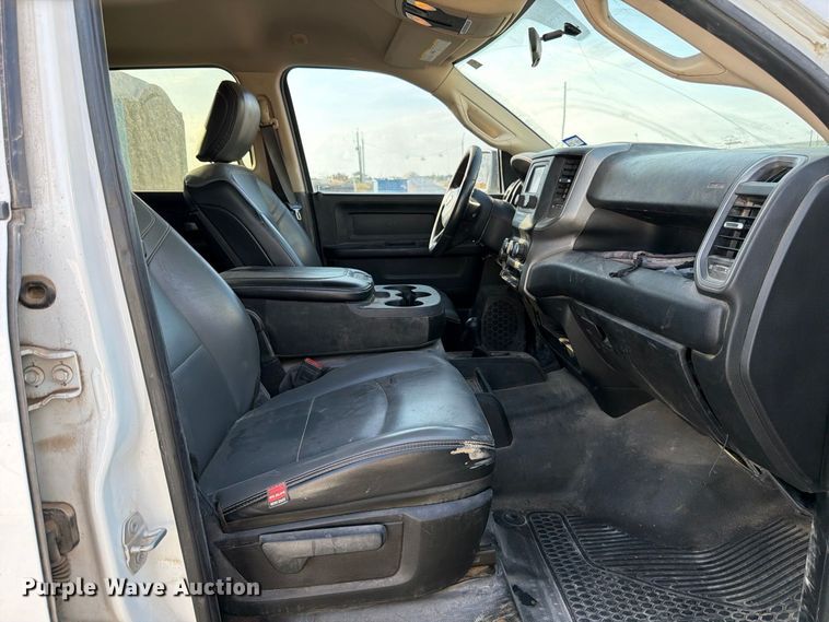 image for item ED5021 2019 RAM 2500 Crew Cab pickup truck