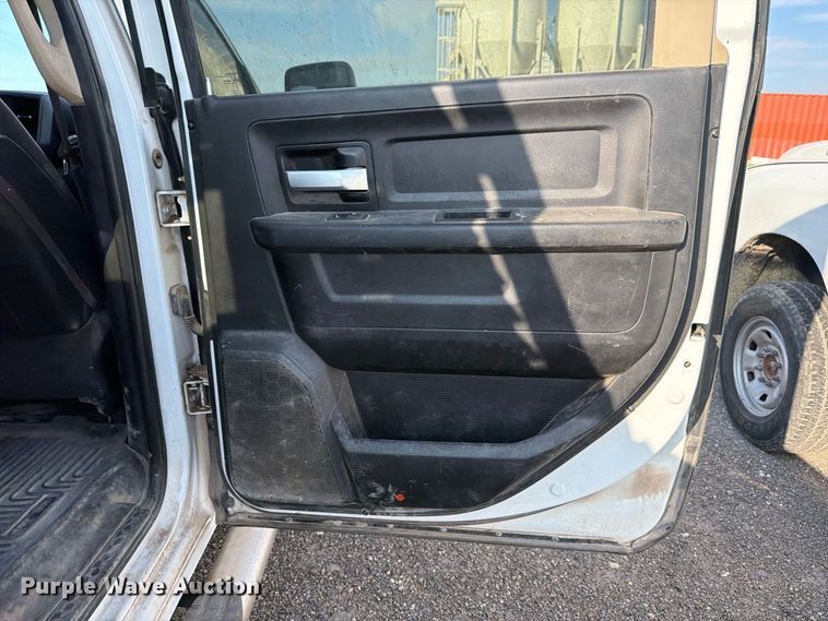 image for item ED5021 2019 RAM 2500 Crew Cab pickup truck
