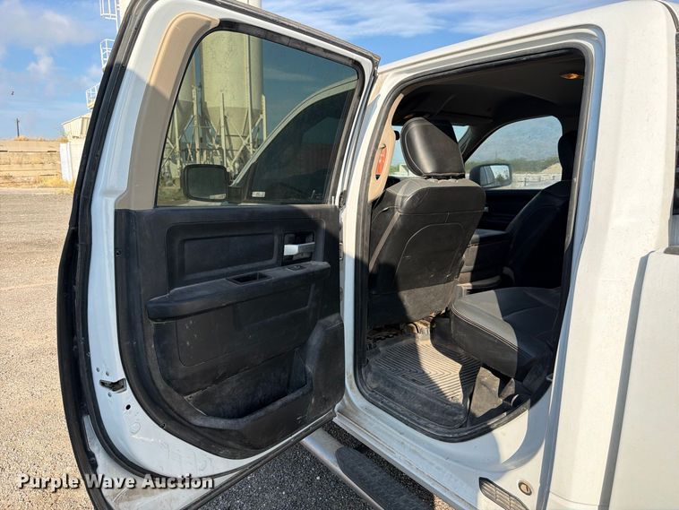 image for item ED5021 2019 RAM 2500 Crew Cab pickup truck