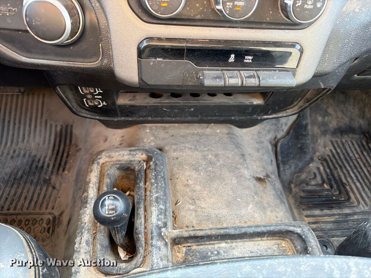 image for item ED5023 2020 RAM 2500 Crew Cab pickup truck