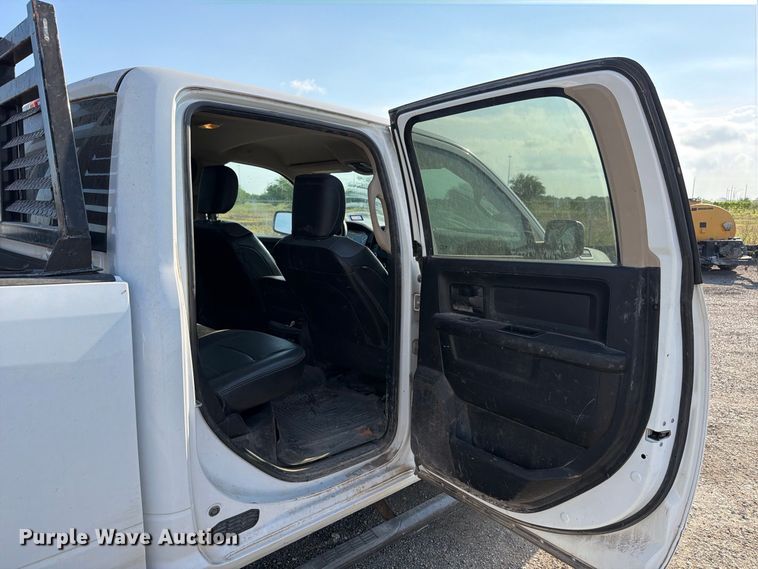 image for item ED5023 2020 RAM 2500 Crew Cab pickup truck