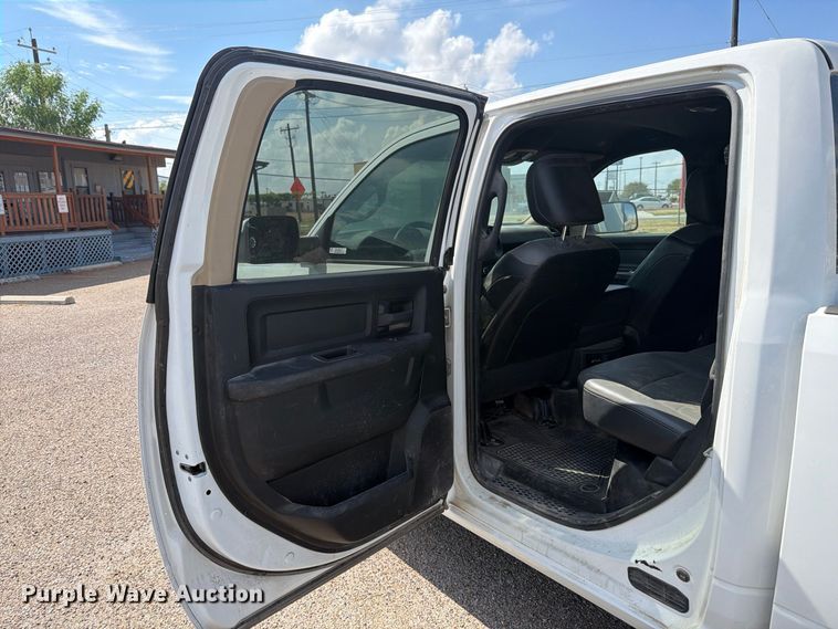 image for item ED5025 2022 RAM 2500 Crew Cab pickup truck