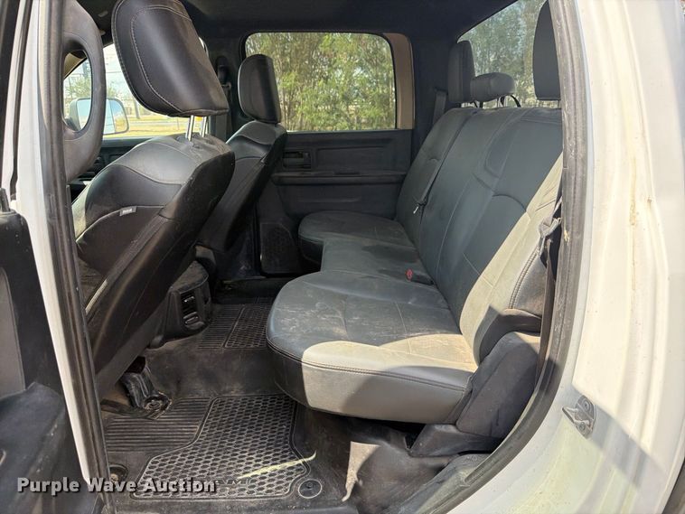 image for item ED5025 2022 RAM 2500 Crew Cab pickup truck