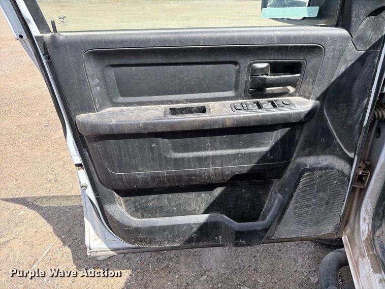 image for item ED5026 2020 RAM 2500 Crew Cab pickup truck