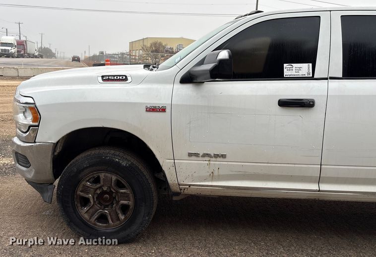 image for item ED5035 2019 RAM 2500HD Crew Cab pickup truck