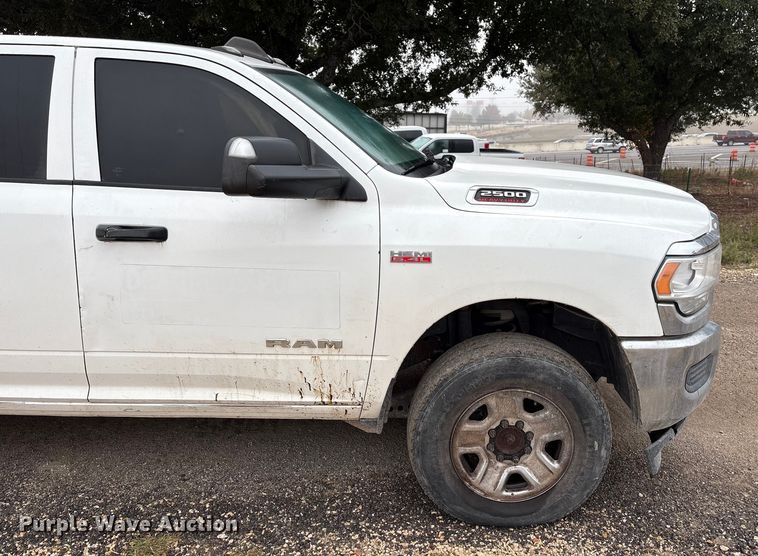 image for item ED5035 2019 RAM 2500HD Crew Cab pickup truck