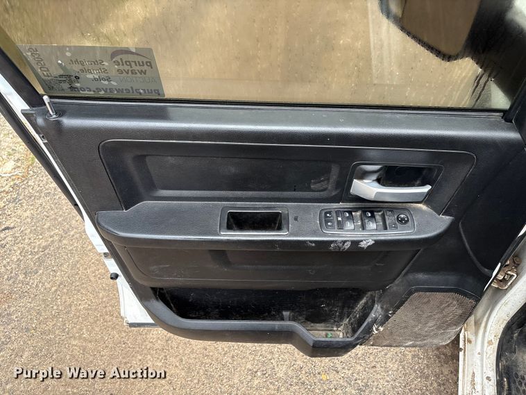 image for item ED5035 2019 RAM 2500HD Crew Cab pickup truck