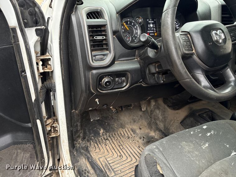image for item ED5035 2019 RAM 2500HD Crew Cab pickup truck
