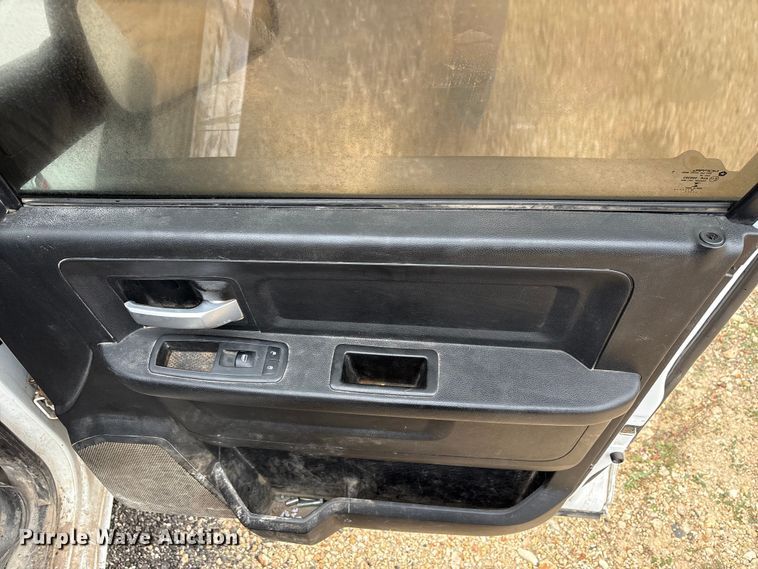 image for item ED5035 2019 RAM 2500HD Crew Cab pickup truck