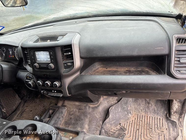 image for item ED5035 2019 RAM 2500HD Crew Cab pickup truck