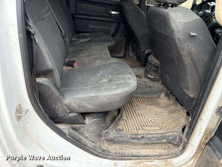 image for item ED5035 2019 RAM 2500HD Crew Cab pickup truck