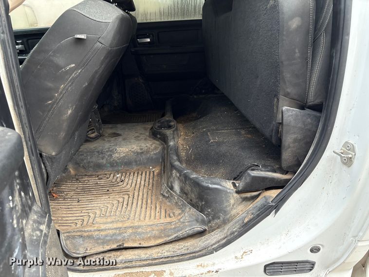 image for item ED5035 2019 RAM 2500HD Crew Cab pickup truck