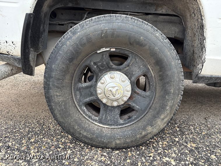 image for item ED5035 2019 RAM 2500HD Crew Cab pickup truck