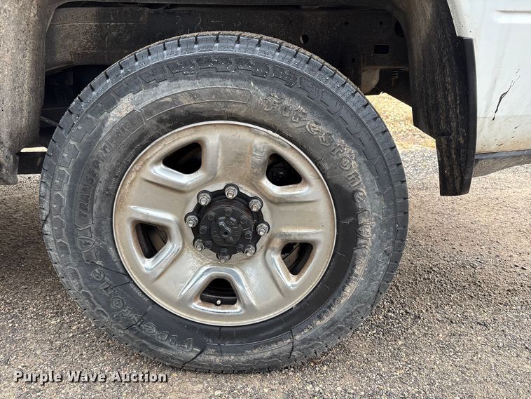 image for item ED5035 2019 RAM 2500HD Crew Cab pickup truck