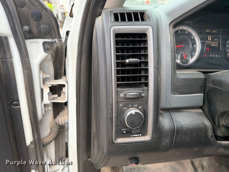 image for item ED5036 2019 RAM 1500 pickup truck