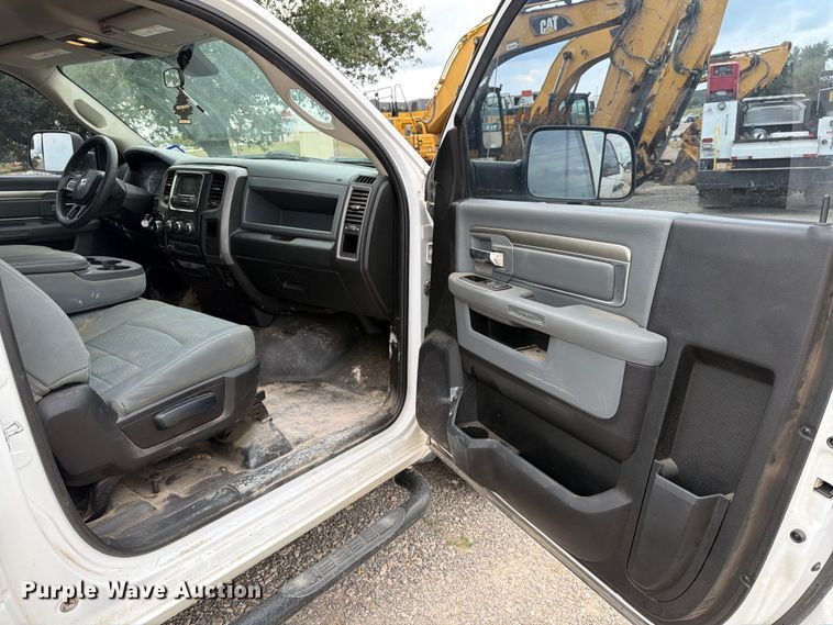 image for item ED5036 2019 RAM 1500 pickup truck