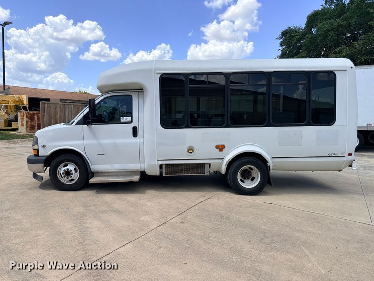 image for item ED5394 2019 Eldorado National 2010 Aerolite shuttle bus