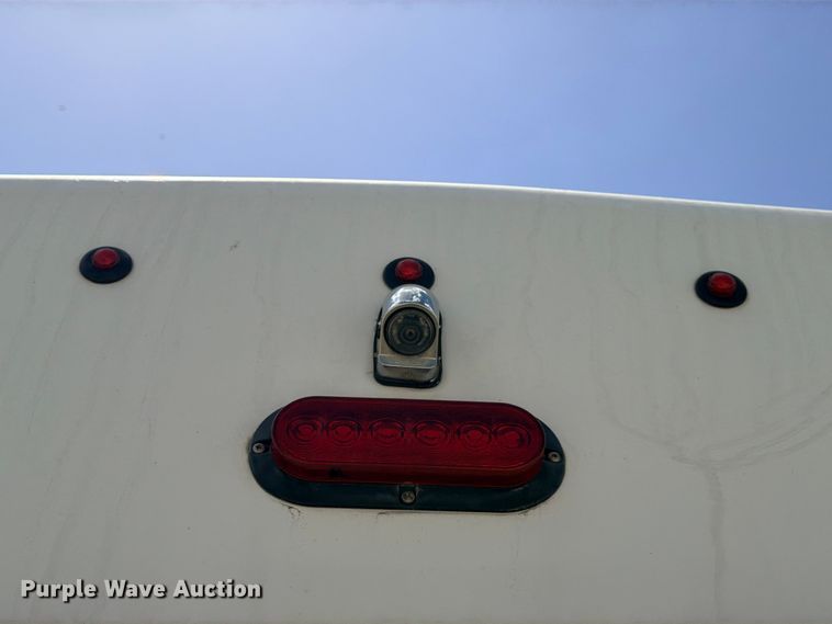 image for item ED5394 2019 Eldorado National 2010 Aerolite shuttle bus