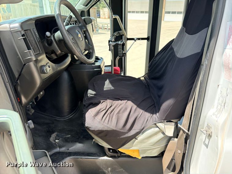 image for item ED5394 2019 Eldorado National 2010 Aerolite shuttle bus