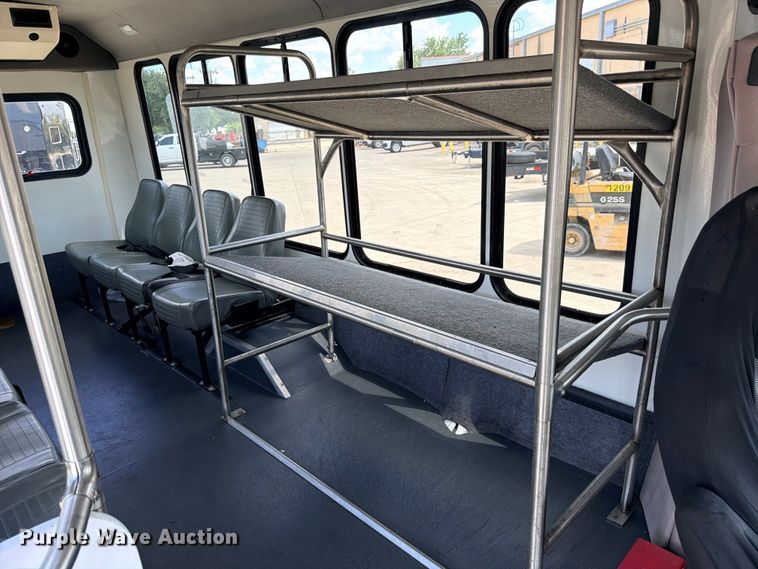 image for item ED5394 2019 Eldorado National 2010 Aerolite shuttle bus