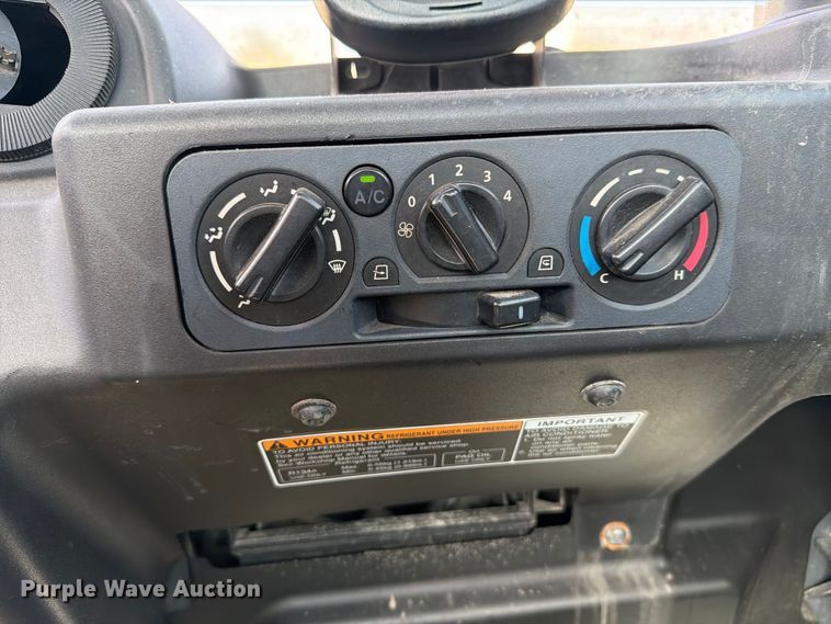image for item EG5790 2016 Kubota RTV-X1100C utility vehicle