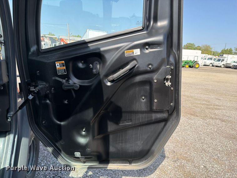 image for item EG5790 2016 Kubota RTV-X1100C utility vehicle
