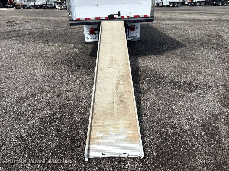 image for item EG8987 2007 Kenworth T300 box truck