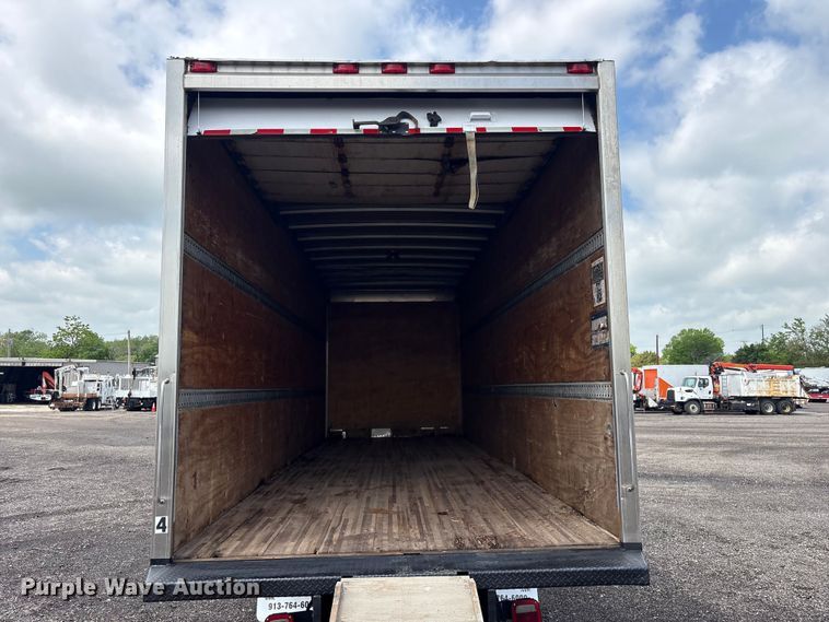image for item EG8987 2007 Kenworth T300 box truck