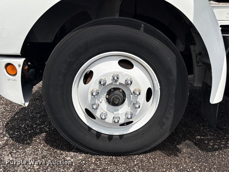 image for item EG8987 2007 Kenworth T300 box truck