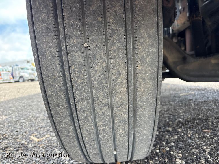 image for item EG8987 2007 Kenworth T300 box truck