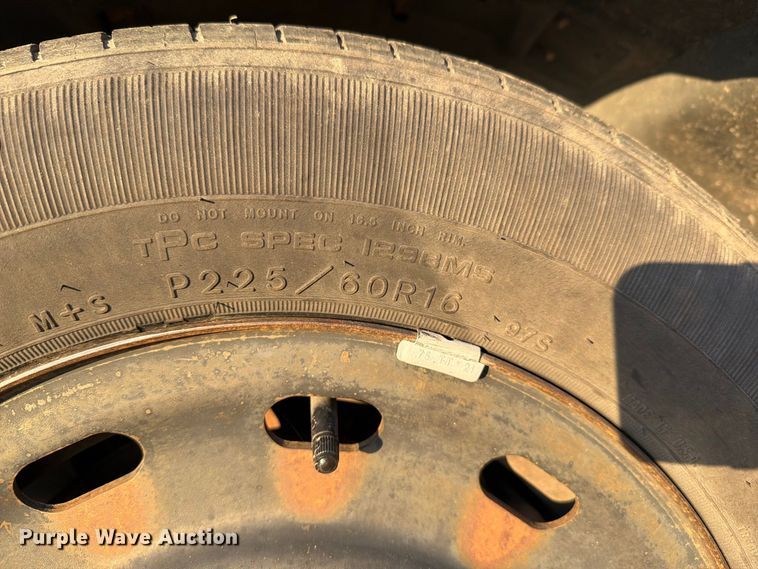 image for item EI7684 2005 Ford Crown Victoria Police Interceptor 