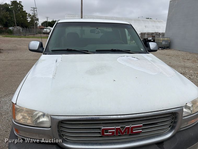 image for item EI7709 2002 GMC Sierra 2500HD Ext. Cab pickup truck