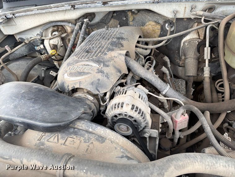 image for item EI7709 2002 GMC Sierra 2500HD Ext. Cab pickup truck