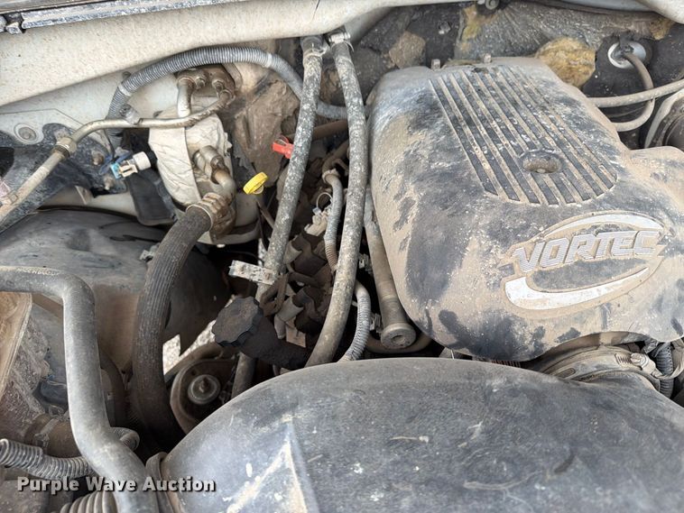 image for item EI7709 2002 GMC Sierra 2500HD Ext. Cab pickup truck