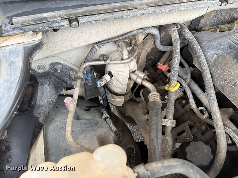image for item EI7709 2002 GMC Sierra 2500HD Ext. Cab pickup truck