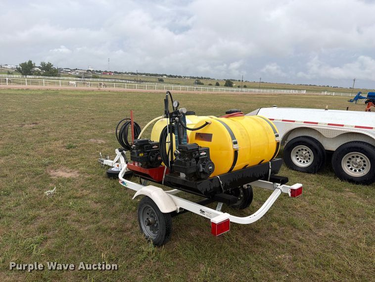 image for item EI7715 Sprayer trailer
