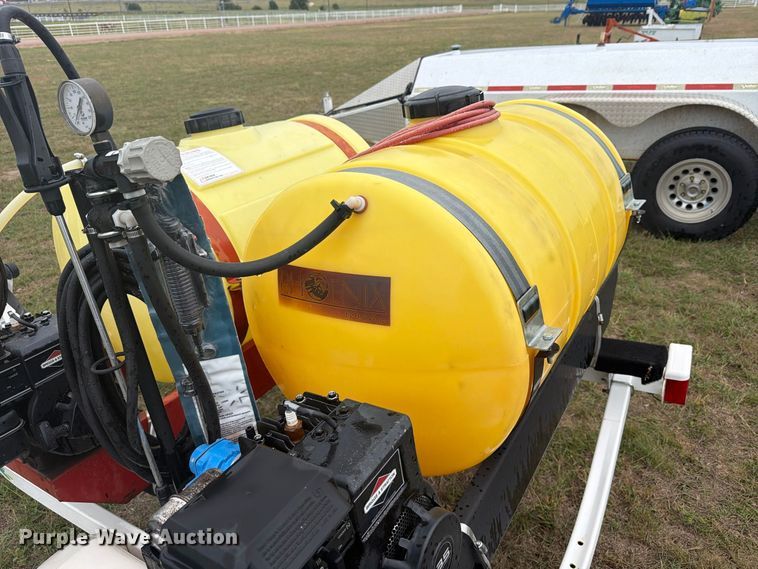 image for item EI7715 Sprayer trailer