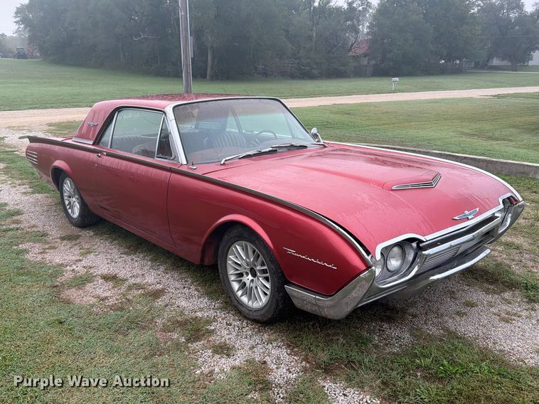 image for item EI7738 1961 Ford Thunderbird 