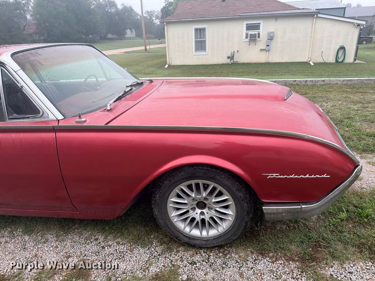 image for item EI7738 1961 Ford Thunderbird 