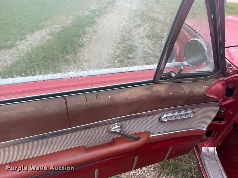image for item EI7738 1961 Ford Thunderbird 