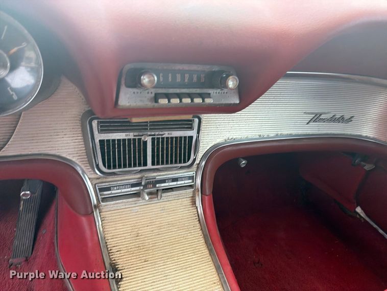 image for item EI7738 1961 Ford Thunderbird 