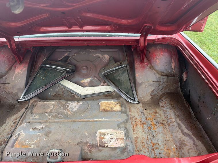 image for item EI7738 1961 Ford Thunderbird 