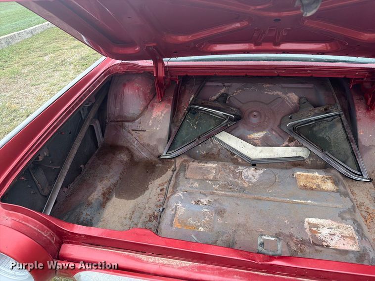 image for item EI7738 1961 Ford Thunderbird 