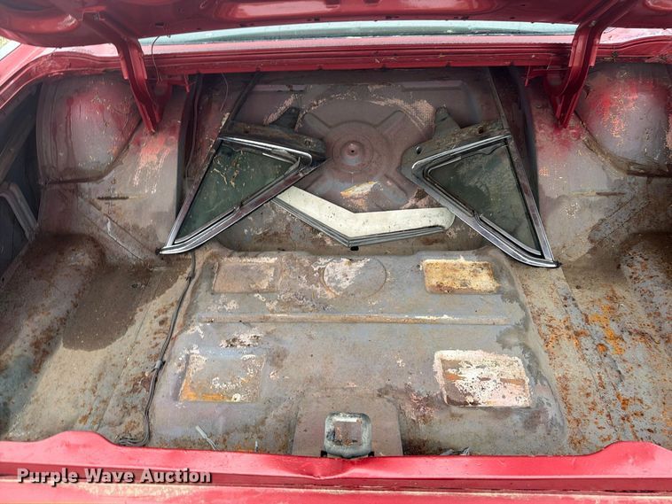 image for item EI7738 1961 Ford Thunderbird 