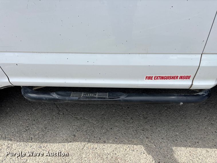 image for item EL2546 2019 Ford F250 Super Duty utility bed pickup truck