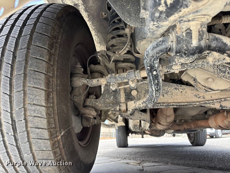 image for item EL2546 2019 Ford F250 Super Duty utility bed pickup truck