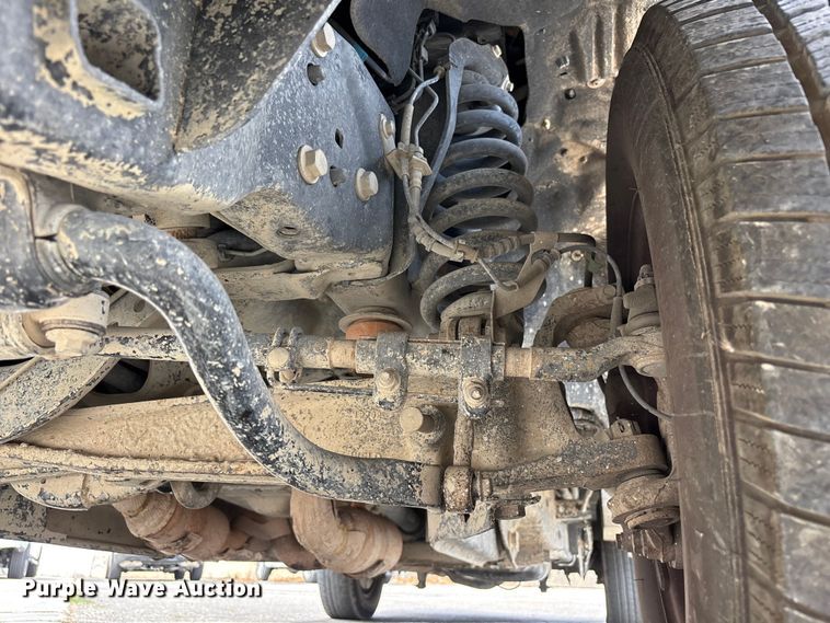 image for item EL2546 2019 Ford F250 Super Duty utility bed pickup truck